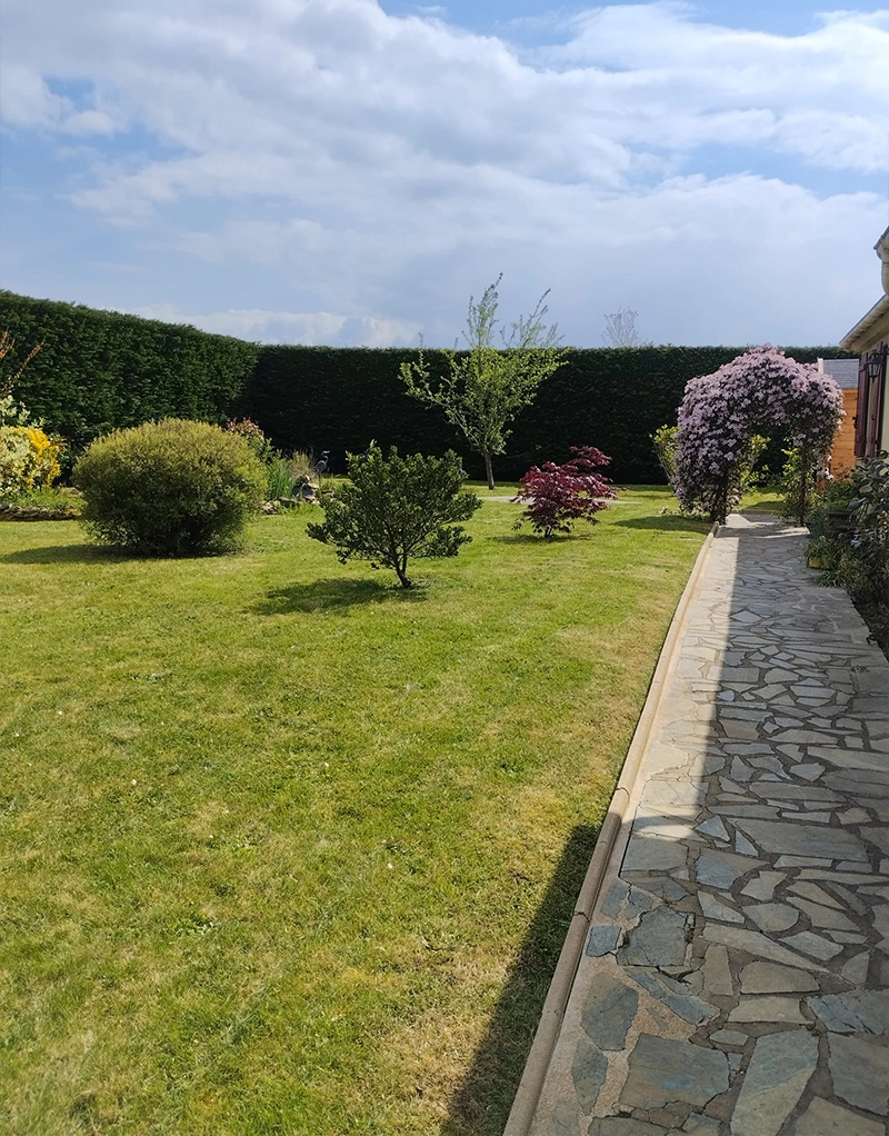 Réalisation Midey Paysage - Jardin en gravier blanc